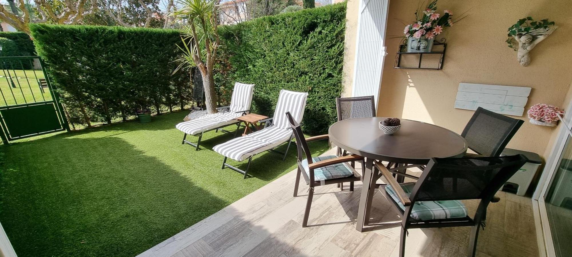 Апартаменты Vidabrava Sagaro Garden, Jardin Privado, Piscina, 150 M Playa С'Агаро Экстерьер фото